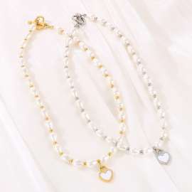 Droplet Shell Pearl Heart Pendant Necklace